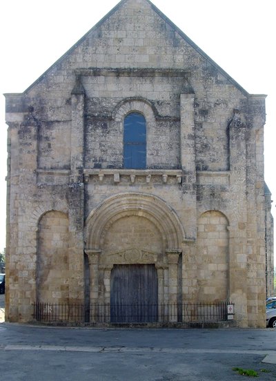 Kirche St. Peter von French School
