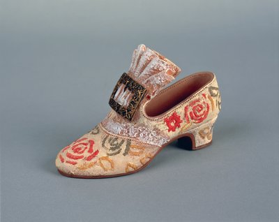 Schuh von Louis XV von French School