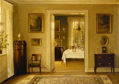 Durchblick zum Esszimmer von Hans Hilsoe