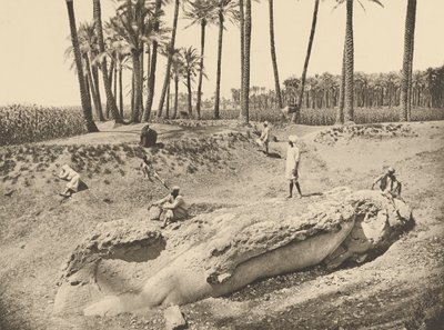 Statue von Sesostris umgestürzt (Saqqara) von Henri Béchard