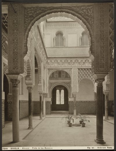 Alcazar, Patio de las Muñecas von James Anderson