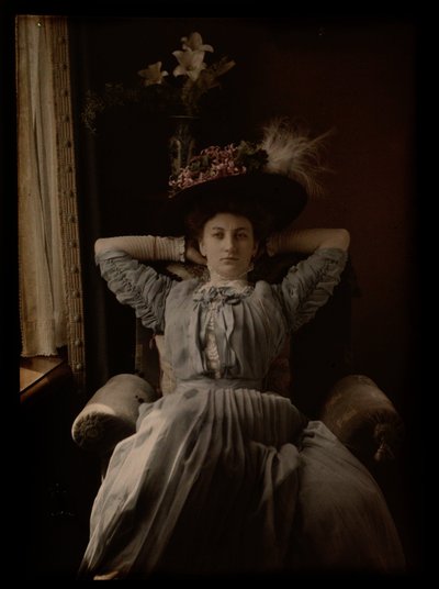 Frau im Stuhl von Johannes Hendrikus Antonius Maria Lutz