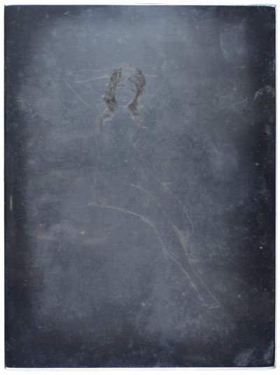 (Nackte Frau, die ihr Haar richtet) von Joseph C. Claghorn