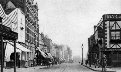 Die Hauptstraße, Highgate Village, London, 1926-1927 von McLeish