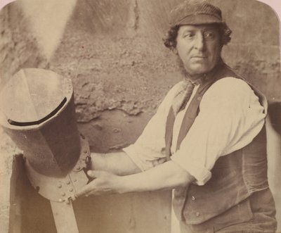 Mann mit Helm, 1858 von Oscar Gustav Rejlander