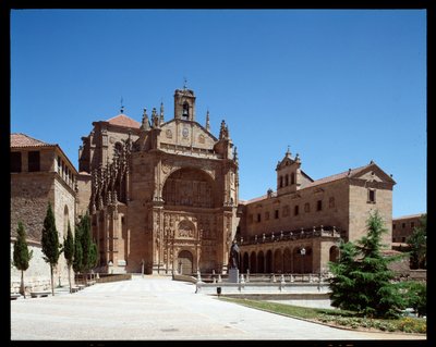 Ansicht der plateresken Fassade von School Spanish