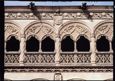 Detail der Bögen der Loggia von Spanish School