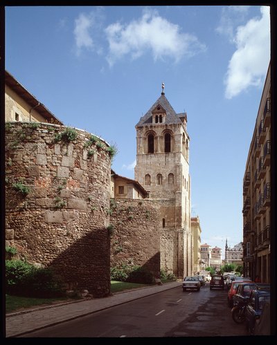 Ansicht der Basilika und der römischen Mauern von Spanish School