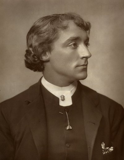 Kyrle Bellow, Schauspieler, 1882 von St James