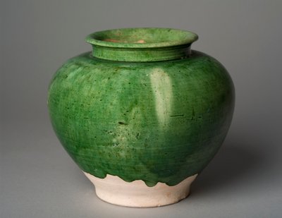 Grün glasierter Krug von Tang Dynasty Chinese School