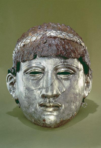 Helm in zwei Teilen von Thracian