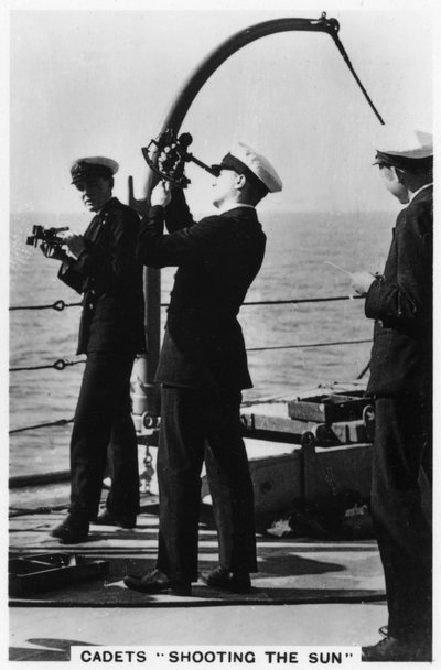 Kadetten schießen die Sonne, Royal Navy College, 1937 von Unbekannt