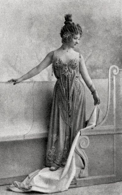 Cecile Sorel, französische Schauspielerin, 1893 von Unbekannt