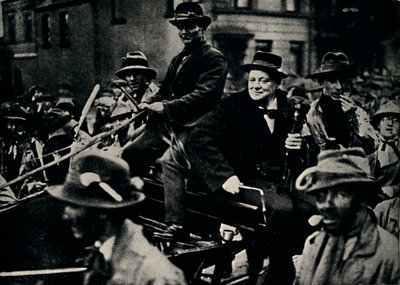 Churchill wieder in Belfast von Unbekannt