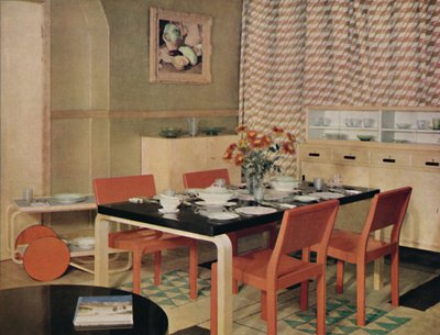 Esszimmer mit finnischen Möbeln, 1938 von Unbekannt