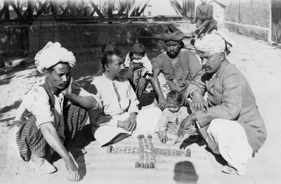 Hindus beim Glücksspiel, Indien, 1916-1917 von Unbekannt