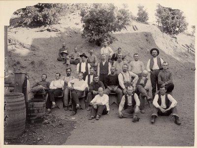 La Grange Mine Crew, Kalifornien, 1900er von Unbekannt