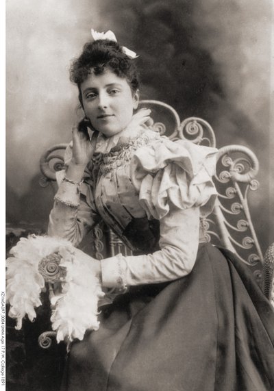 Porträt von Lucy Maud Montgomery 1874-1942, 1891 von Unbekannt
