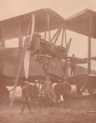 Der Bomben-Berlin-Bus, um 1918 1919 von Unbekannt