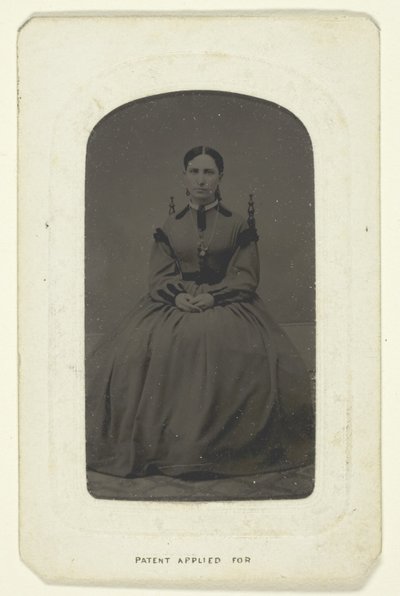 Ohne Titel (Porträt einer Frau) von Unknown