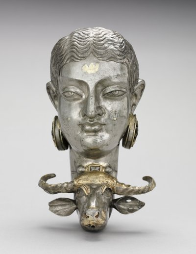 Frau und Wasserbüffel-Rhyton von Unknown artist