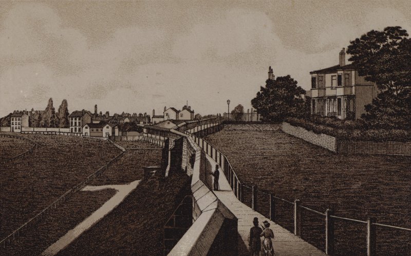 Chester Walls und Rennbahn von English School