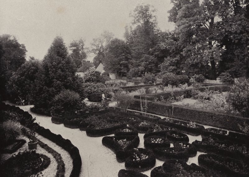 Mount Vernon: Blumengarten von American Photographer (after)