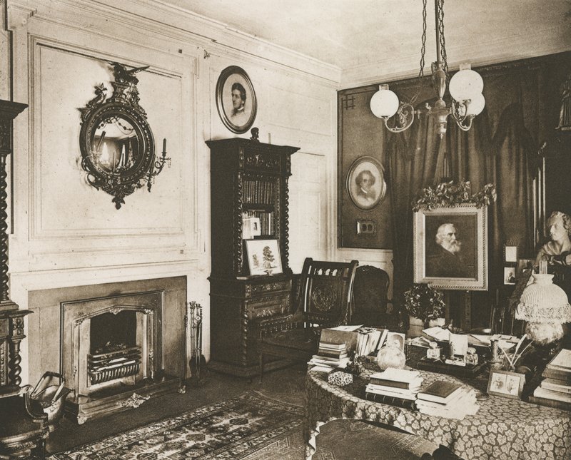 Longfellows Arbeitszimmer von American Photographer