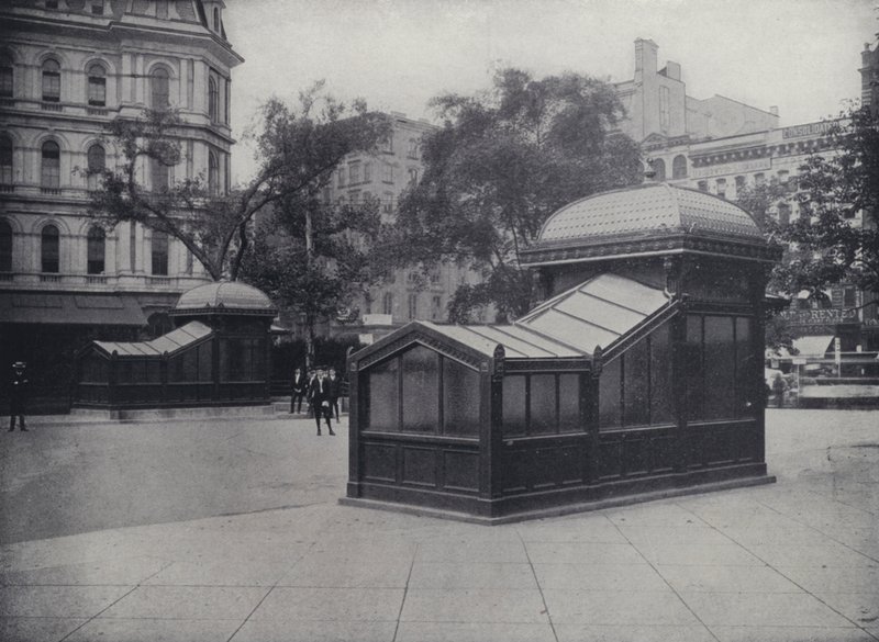 New York: U-Bahn-Eingang von American Photographer