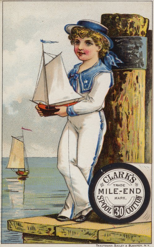 Matrosenjunge mit Yacht von American School