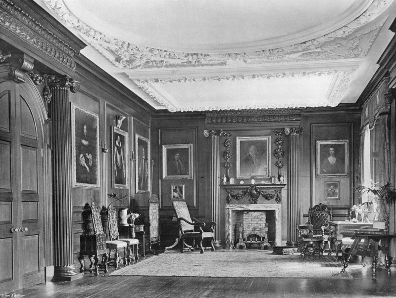 Eingangshalle von Charles Latham