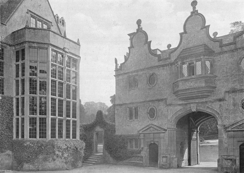 Stanway: Der Vorhof und das Torhaus von Charles Latham