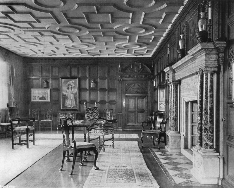Das Wohnzimmer von Charles Latham