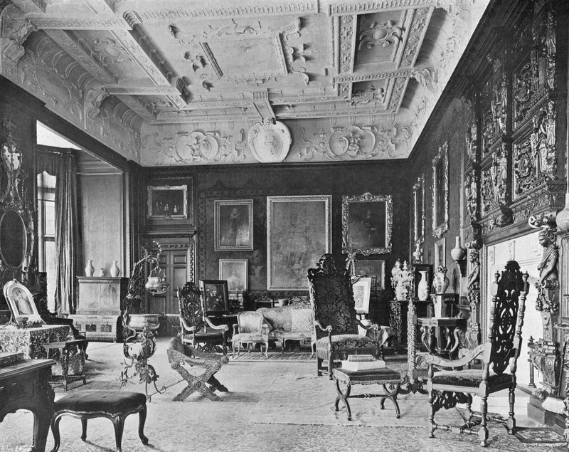 Das Wohnzimmer von Charles Latham