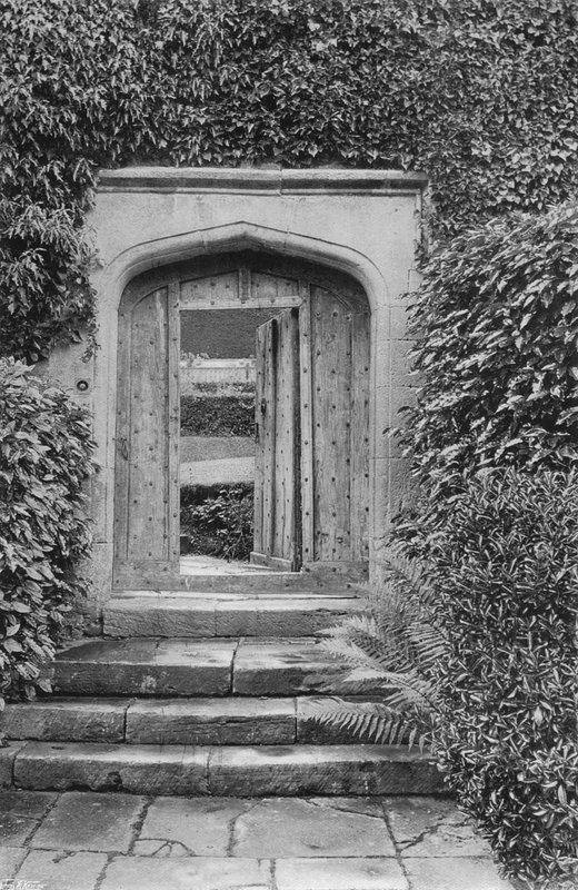Der Garteneingang von Charles Latham