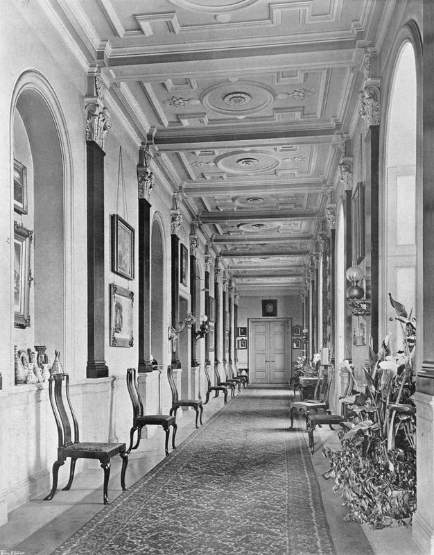 Der lange Korridor von Charles Latham