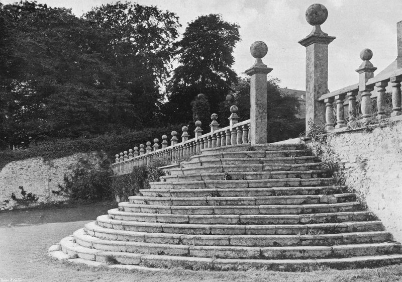 Die dritte Treppe von Charles Latham