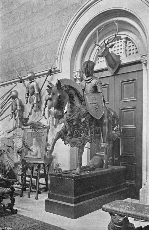 Visconti-Plattenrüstung in der Halle von Charles Latham