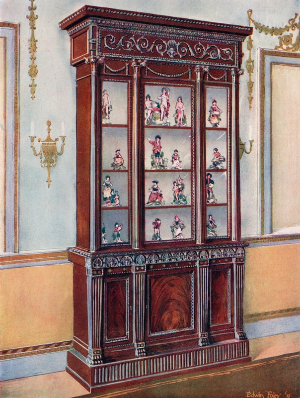Geschnitzte Mahagoni-China-Kästen--Adam-Einfluss von Edwin John Foley