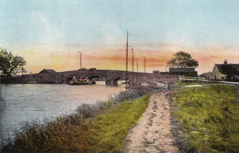 Acle Bridge von English Photographer