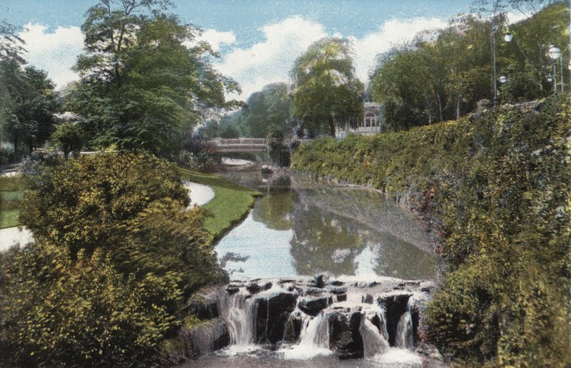 Buxton, The Gardens and Waterfall von English Photographer