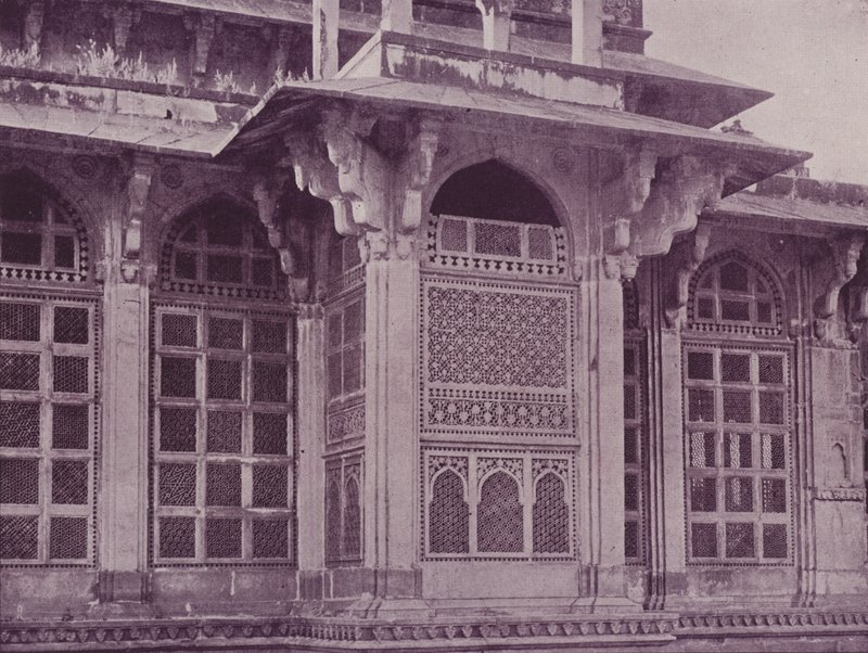 Geschnitztes Gitterfenster, Gwalior von English Photographer