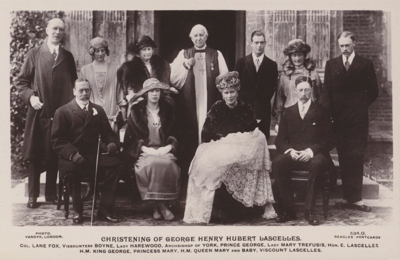 Taufe von George Henry Hubert Lascelles von English Photographer