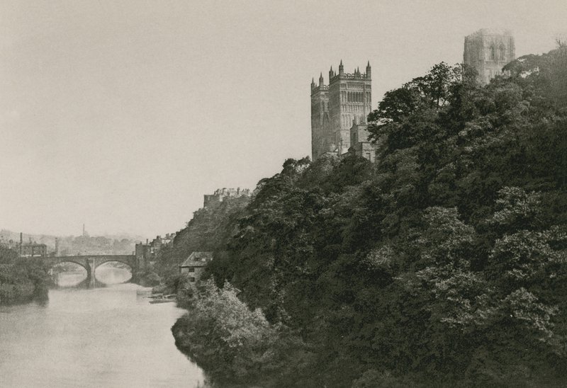 Durham Cathedral, von der Prebend Bridge von English Photographer