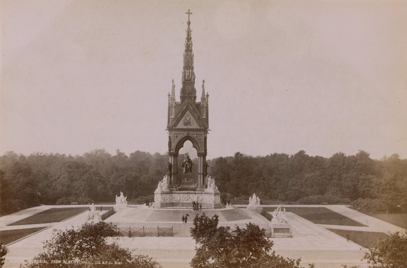 Gesamtansicht des Albert Memorial von English Photographer