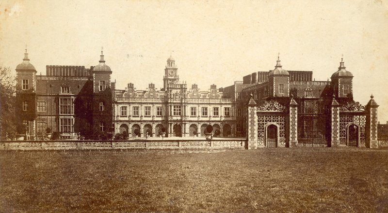 Hatfield House von English Photographer