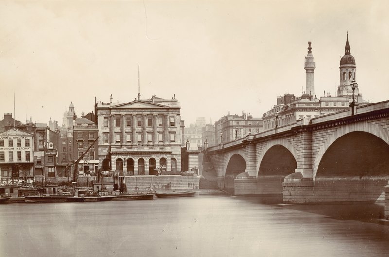 Ironmongers Hall und London Bridge von English Photographer