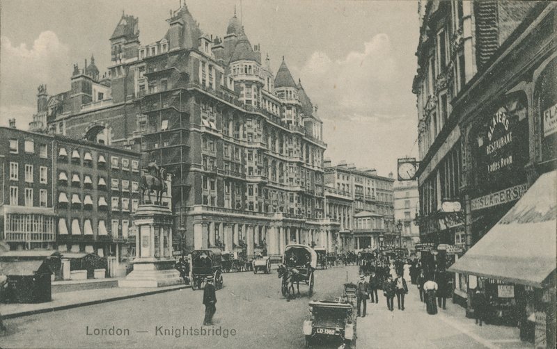 Knightsbridge, London von English Photographer