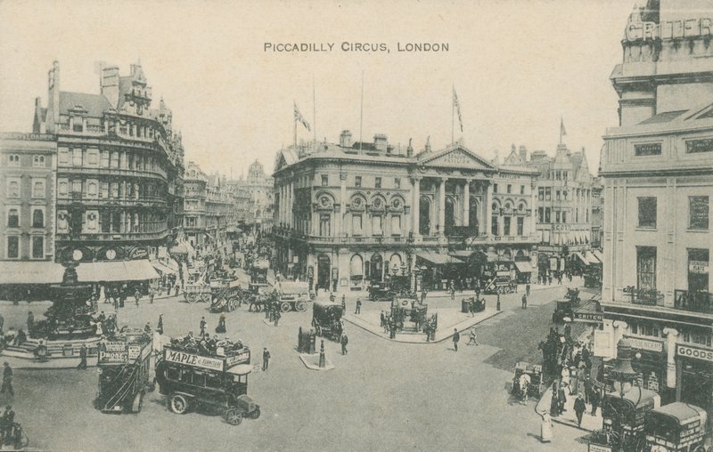 Piccadilly Circus, London von English Photographer