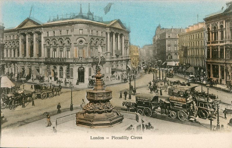 Piccadilly Circus, London von English Photographer